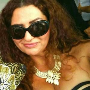 Meet your Posher, Ana